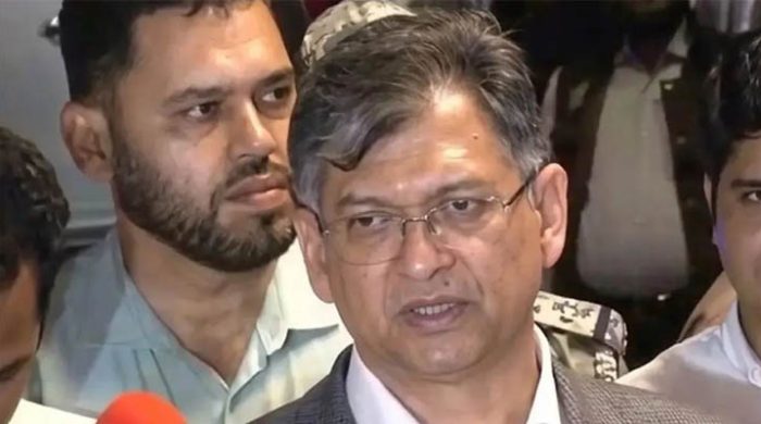 সংবিধানের ৭০ অনুচ্ছেদ সংশোধন হবে: স্বরাষ্ট্রমন্ত্রী
