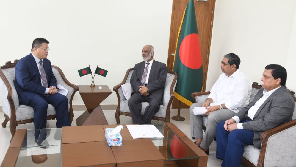 নবায়নযোগ্য জ্বালানিতে চীনের অভিজ্ঞতা কাজে লাগাতে চাই: স্থানীয় সরকার মন্ত্রী