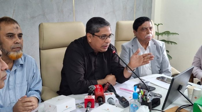 সৌরবিদ্যুৎ ছাড়া অটোরিকশায় চার্জ দিলে জরিমানা