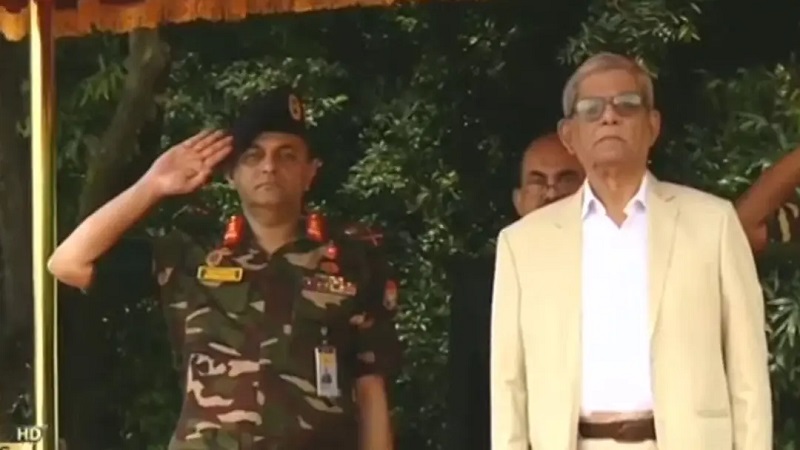 বঙ্গভবনে রাষ্ট্রপতি মির্জা ফখরুলের দাপ্তরিক কার্যক্রম শুরু