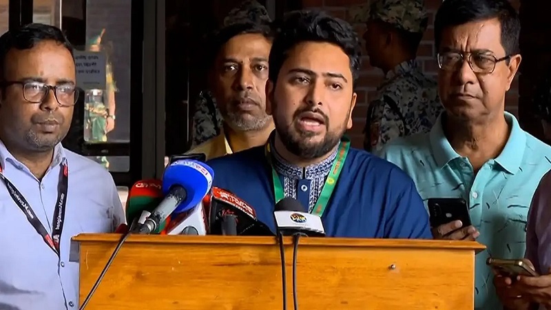 গণভোট ও জুলাই সনদের বিপক্ষে কাজ করছে বিএনপি: নাহিদ ইসলাম
