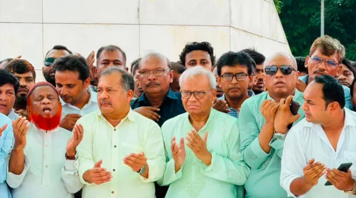 সরকার জনগণের কল্যাণে আন্তরিকভাবে কাজ করছে : রিজভী