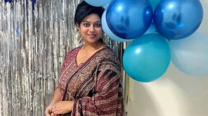 ‘মিথ্যা সাময়িক, কিন্তু সত্য চিরস্থায়ী’, কী ইঙ্গিত করলেন শাবনূর